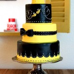 Bee Love Cake