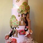 Lovebird Vignette Wedding Cake