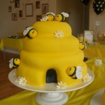 Mini Bumble Bee Cupcake