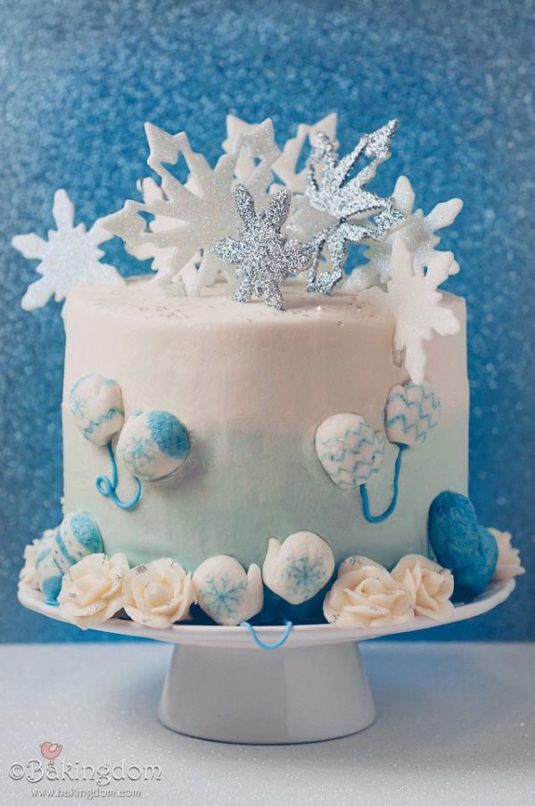 25 Super Impressive Holiday Cakes - Page 22 of 25