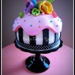 Fun & Sophisticated Birthday Cake