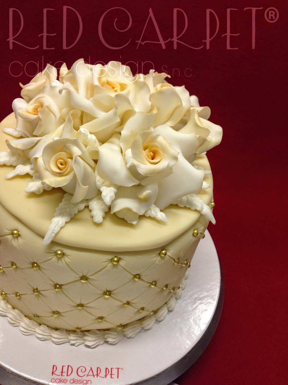 Gold Matelasse Y Rose Amazing Cake Ideas