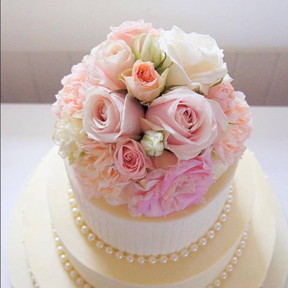 The 50 Most Beautiful Wedding Cakes | Wedding cakes, Beautiful wedding cakes,  Summer wedding cakes