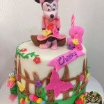 Minnie Mouse Cake by Marvin Domingo