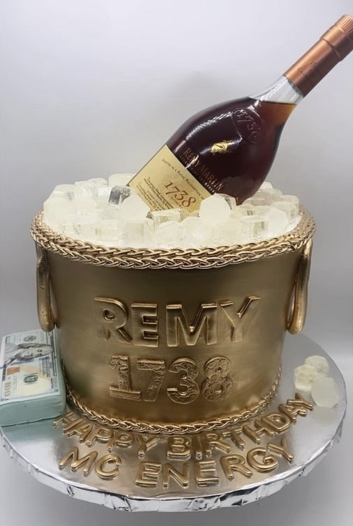 Remy Martin VSOP birthday cake #remymartin #birthdaycake #remymartincake  #buttwrcreamcake #strawberries #southfieldbakery… | Instagram