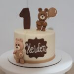 Teddy Bear Cake by Cakes with Love